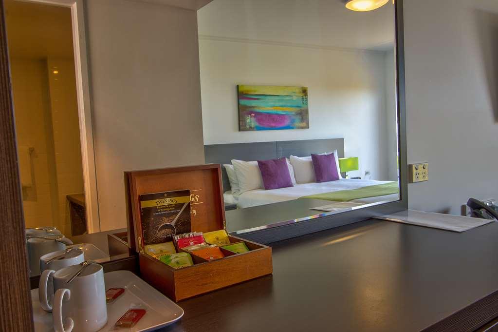 Mackay Oceanside Central Hotel Official Номер фото