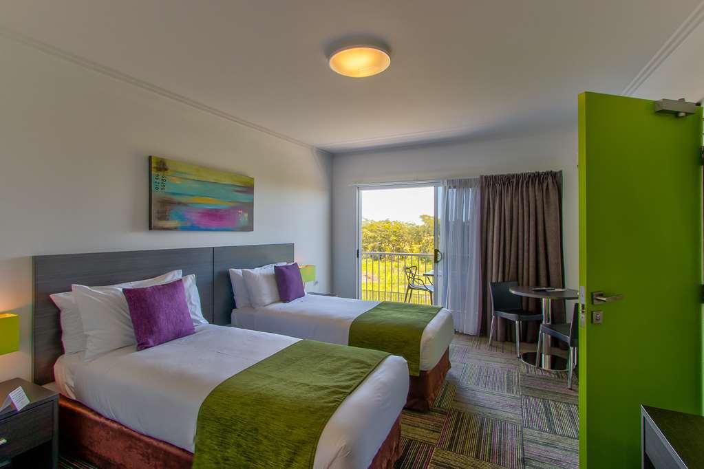 Mackay Oceanside Central Hotel Official Номер фото
